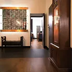 Appartement Nikola Tesla By Mythings